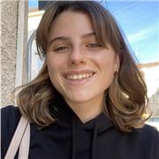 Assistenza ai compiti in età elementare, supporto in letteratura, storia dell’arte, filosofia, storia, biologia e chimica